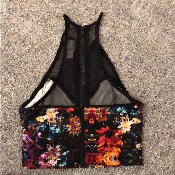 Akira Floral Mesh Crop Top - Picture 2 of 3